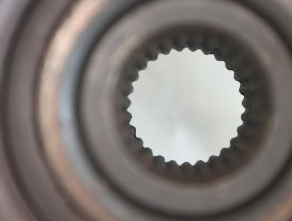 Achsschenkel vorn links 1686604 Ford GRAND C-MAX