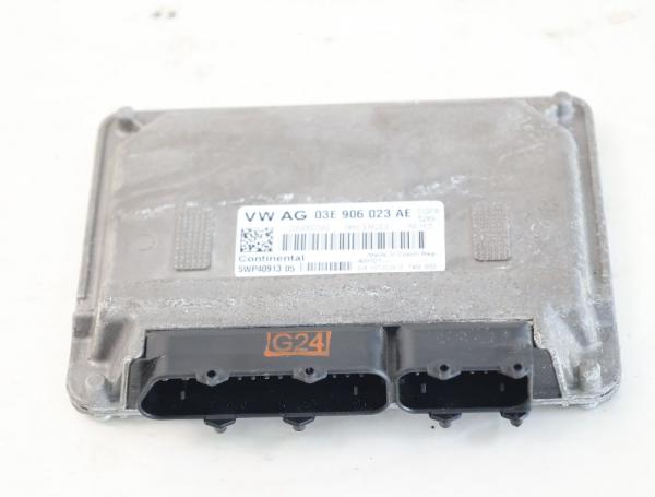 Steuergerät Motor 03E906023AE Skoda ROOMSTER 5J