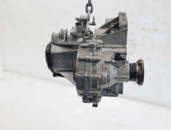 Getriebe 5 Gang 02T300049A Skoda ROOMSTER 5J