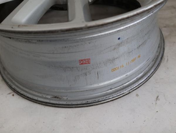 Felge Alu/Leichtmetall vorn links 5LN87GSAAA Chrysler GRAND VOYAGER RT