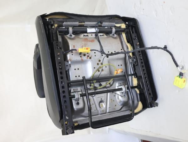 Sitz vorn rechts 5ST80DX9AA Chrysler GRAND VOYAGER RT