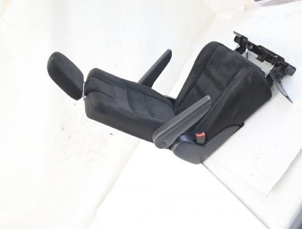 Sitz hinten 5SU11DX9AA Chrysler GRAND VOYAGER RT