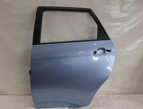 Tür hinten links 6700452430 Toyota VERSO S P12