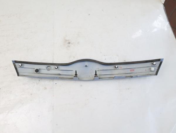 Heckklappenblende 7680152200 Toyota VERSO S P12