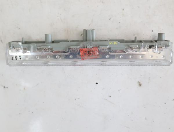 Zusatzbremsleuchte 8100652070 Toyota VERSO S P12