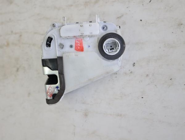 Türschloß hinten rechts 6905052220 Toyota VERSO S P12