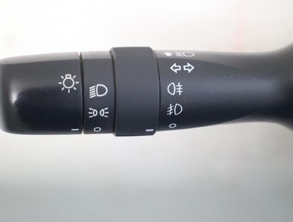 Schalter Blinker 8414042101 Toyota VERSO S P12