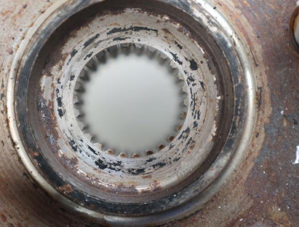 Achsschenkel vorn rechts 4321152050 Toyota VERSO S P12