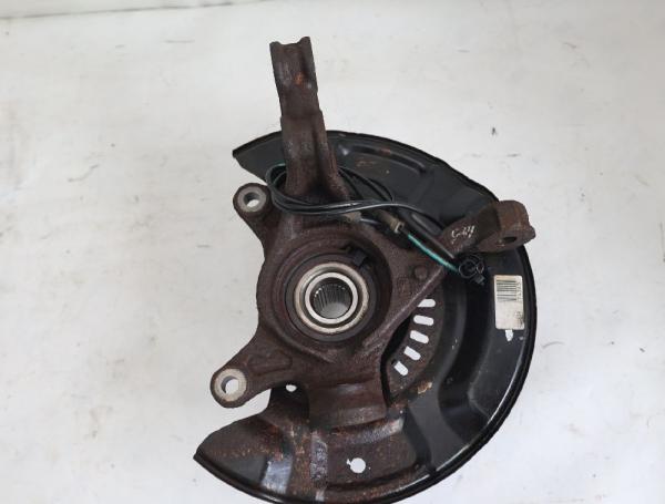 Achsschenkel vorn rechts 4321152050 Toyota VERSO S P12