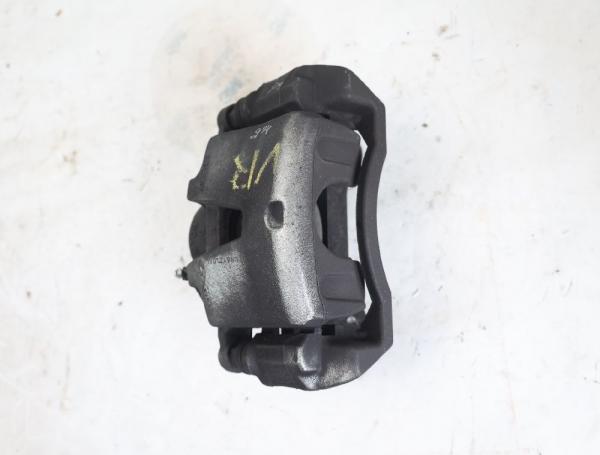 Bremssattel vorn rechts 58130D7600 Hyundai TUCSON 3 TL