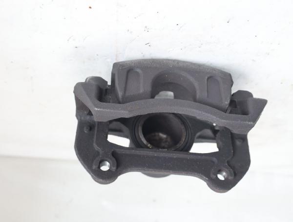 Bremssattel vorn rechts 58130D7600 Hyundai TUCSON 3 TL