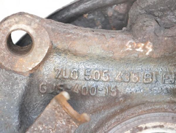 Achsschenkel hinten links 95533161120 Porsche CAYENNE 9PA
