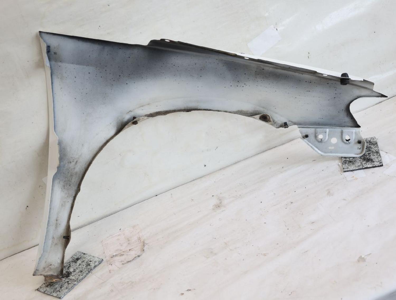 Kotflügel vorn links 1K8821105B VW SCIROCCO 3