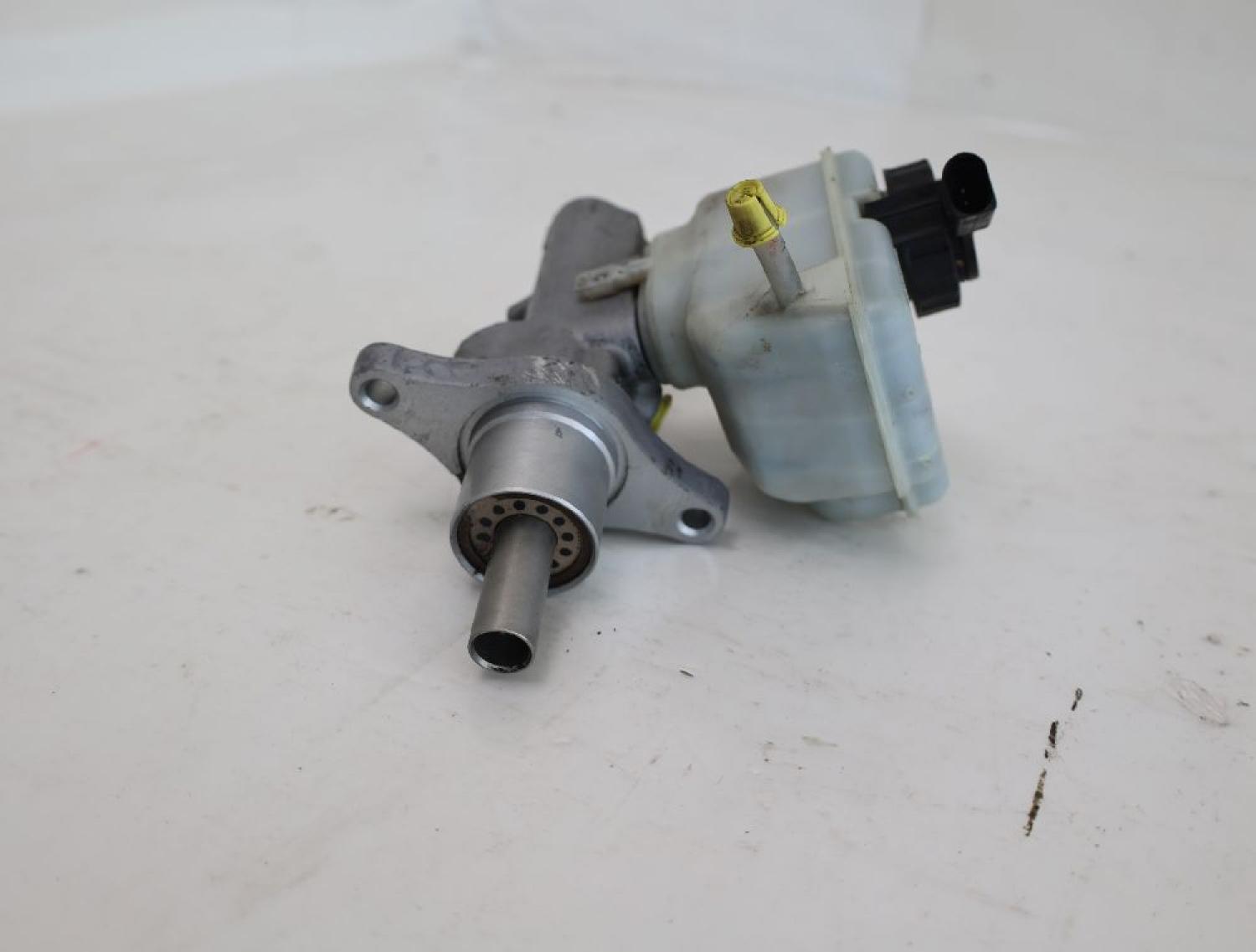 Hauptbremszylinder 1K1611301D VW SCIROCCO 3