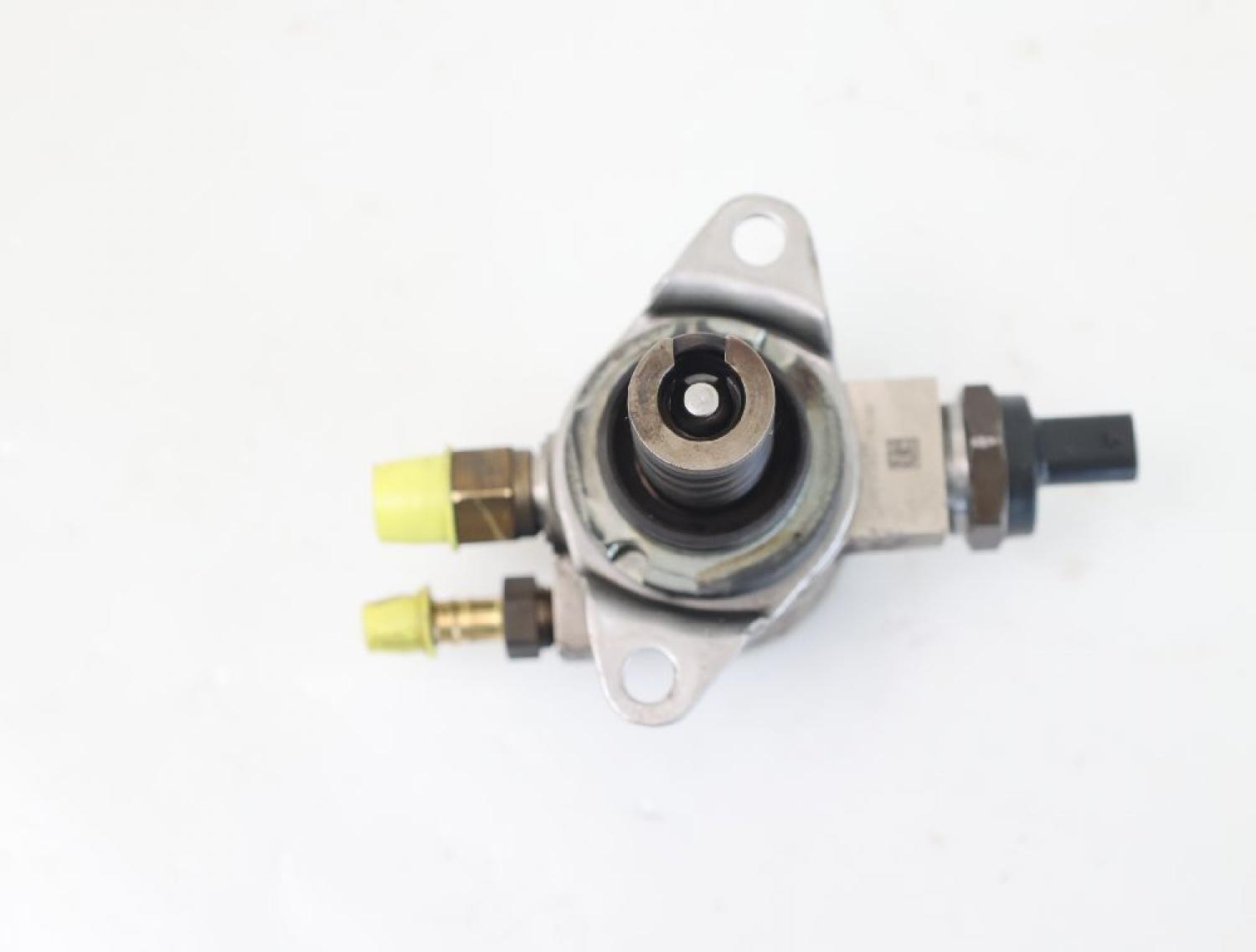 Hochdruckpumpe 03C127026R VW SCIROCCO 3