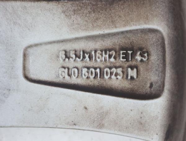 Felge Alu/Leichtmetall hinten rechts 6L0601025M Seat IBIZA 3 6L