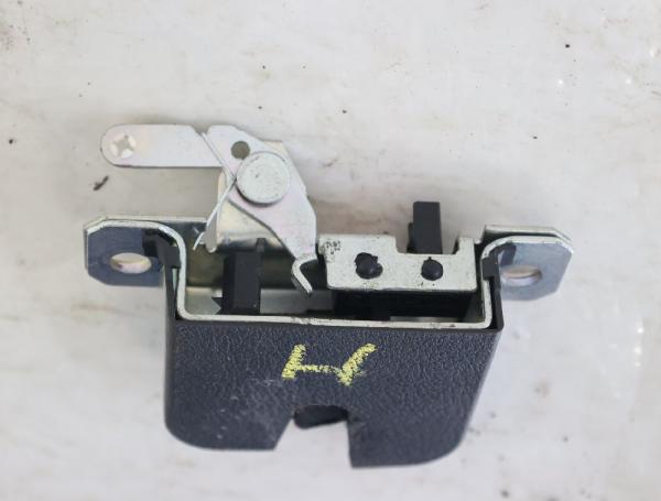Schloß Heckklappe 6L6827505A Seat IBIZA 3 6L