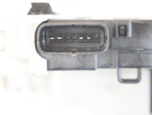 Türschloß vorn rechts 813201K020 Hyundai ix20 JC