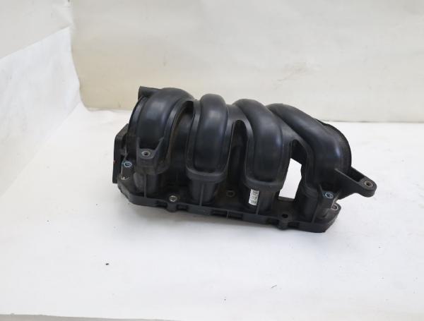 Ansaugkrümmer 283112B350 Hyundai ix20 JC