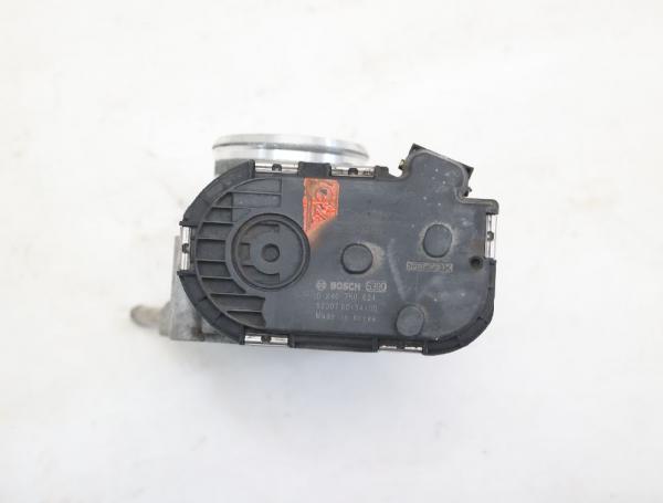 Drosselklappenstutzen 351002B152 Hyundai ix20 JC
