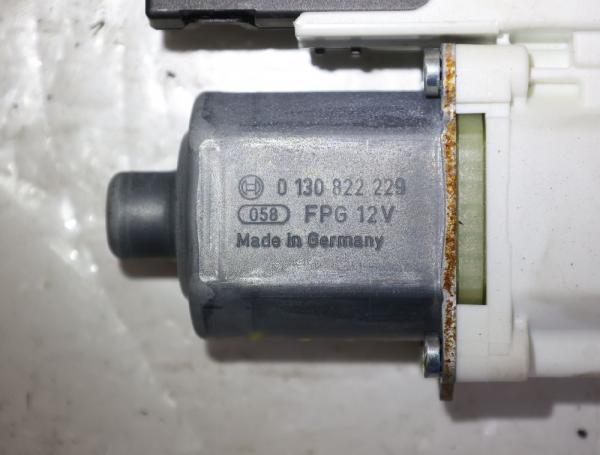 Fensterheber-Motor vorn rechts 5M1837402B VW GOLF PLUS