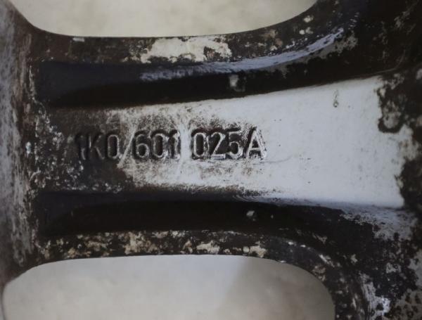 Felge Alu/Leichtmetall vorn rechts 1K0601025A VW GOLF PLUS