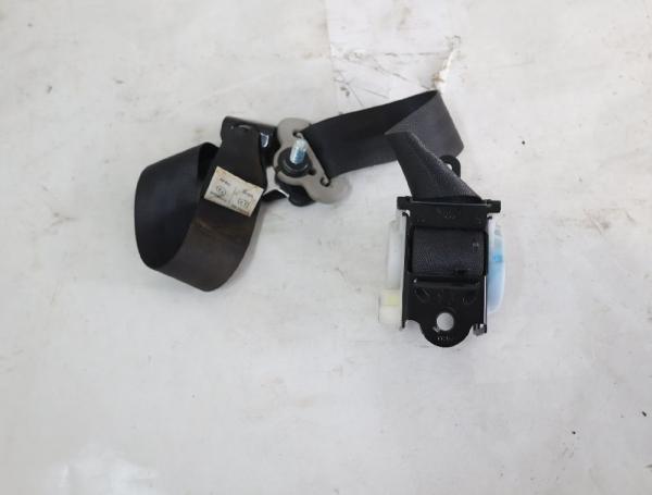 Sicherheitsgurt hinten rechts 7000A540XA Mitsubishi PAJERO 4 V98