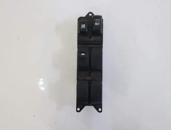 Schalter Fensterheber vorn links 8608A110 Mitsubishi PAJERO 4 V98
