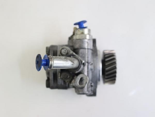 Lenkung Servopumpe 4450A074 Mitsubishi PAJERO 4 V98