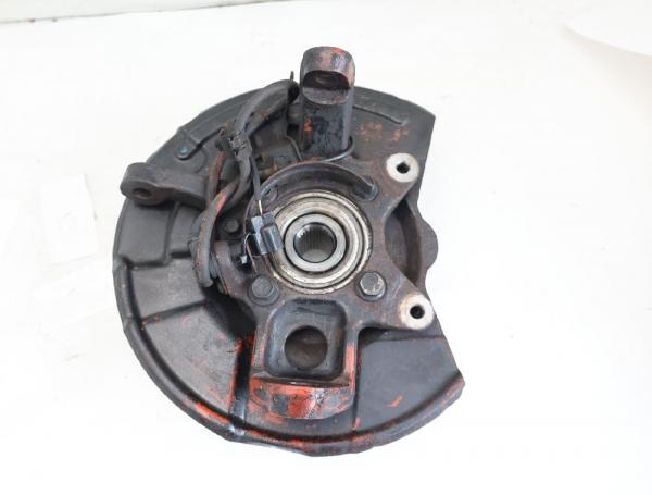 Achsschenkel vorn rechts 3870A022 Mitsubishi PAJERO 4 V98