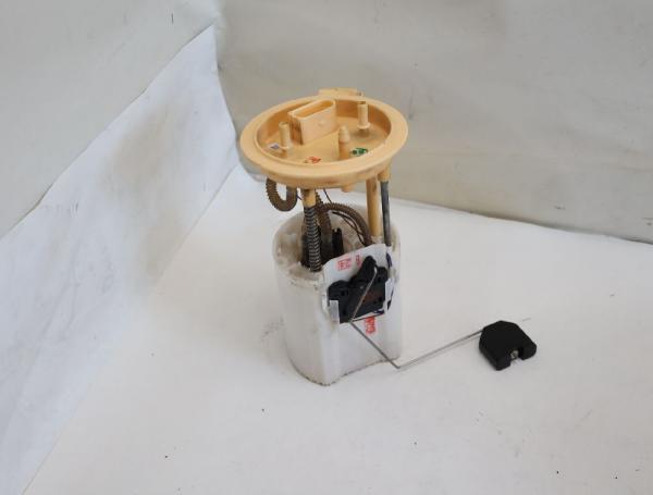 Dieselpumpe 3AA919050H VW PASSAT Variant 36