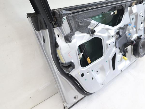 Tür vorn links 8E0831051J Audi A4 B7 EC