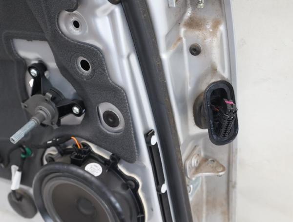 Tür hinten links 8E0833051J Audi A4 B7 EC