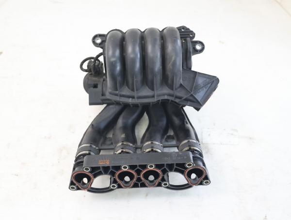 Ansaugkrümmer 06B133200F Audi A4 B7 EC