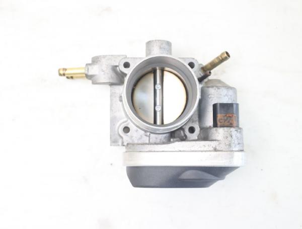 Drosselklappenstutzen 06B133062P Audi A4 B7 EC