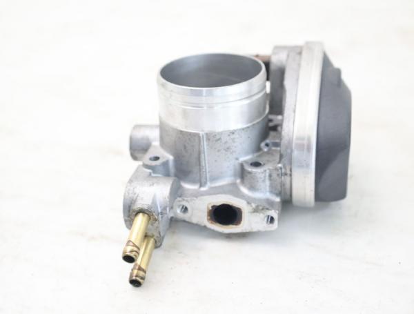 Drosselklappenstutzen 06B133062P Audi A4 B7 EC