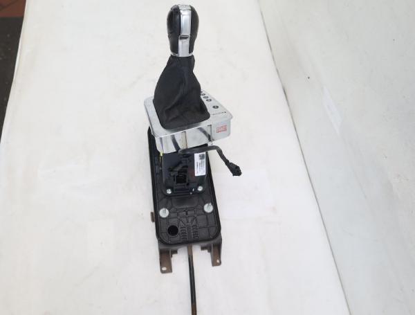 Schaltknüppel 5N1713025G VW TIGUAN 1