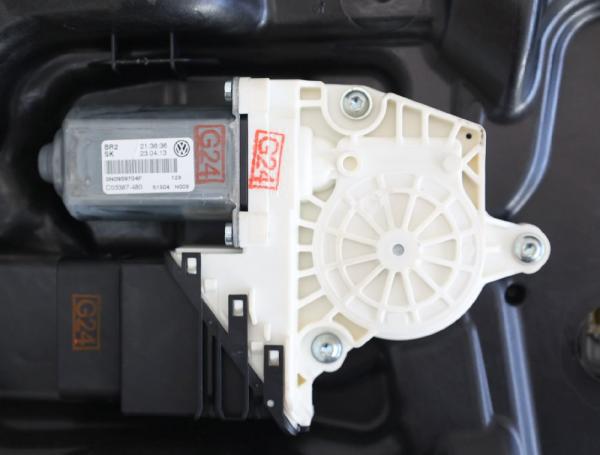 Fensterheber elektrisch hinten rechts 5N0839730R VW TIGUAN 1