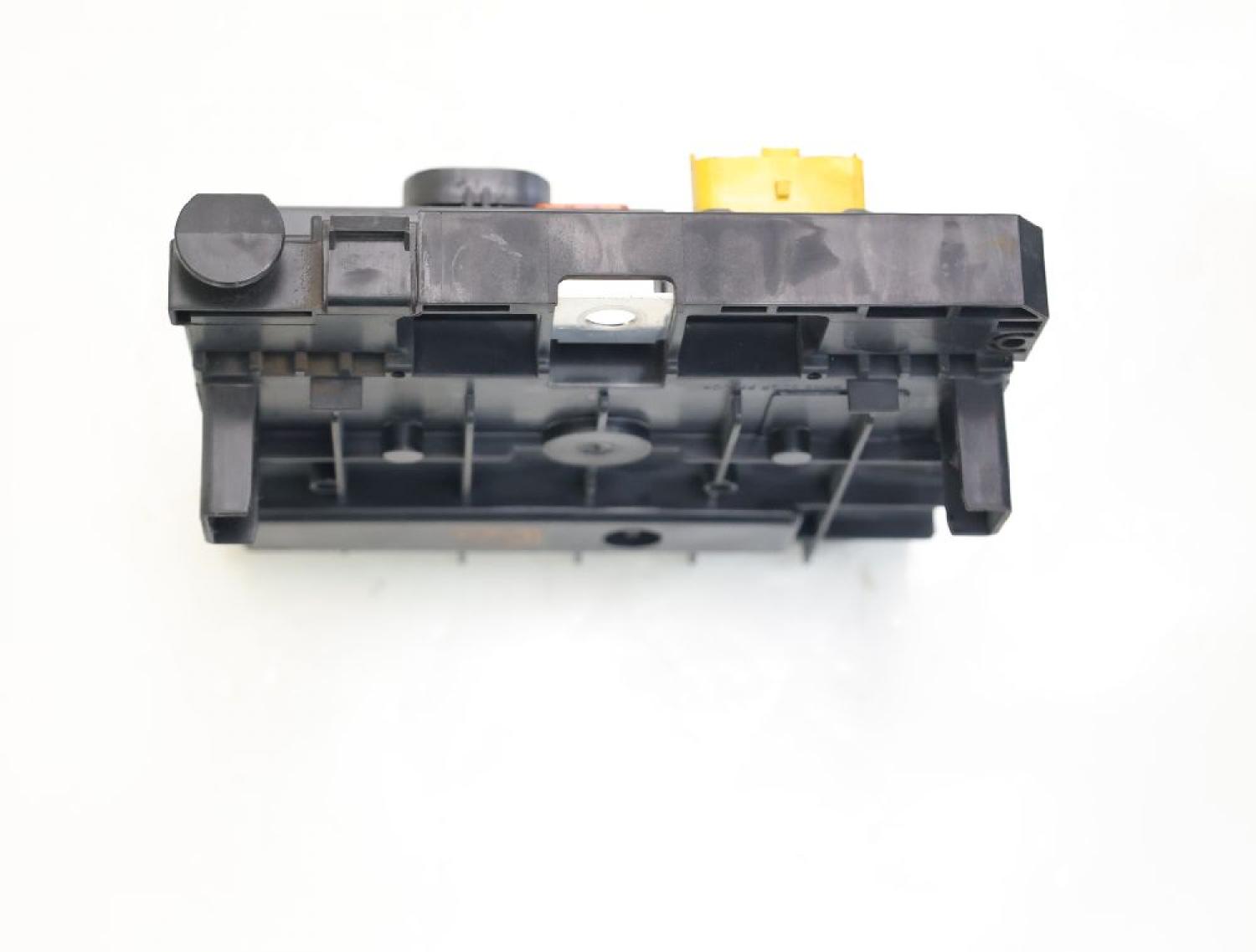 Sicherungskasten 9675877980 Citroen C5 Break RW