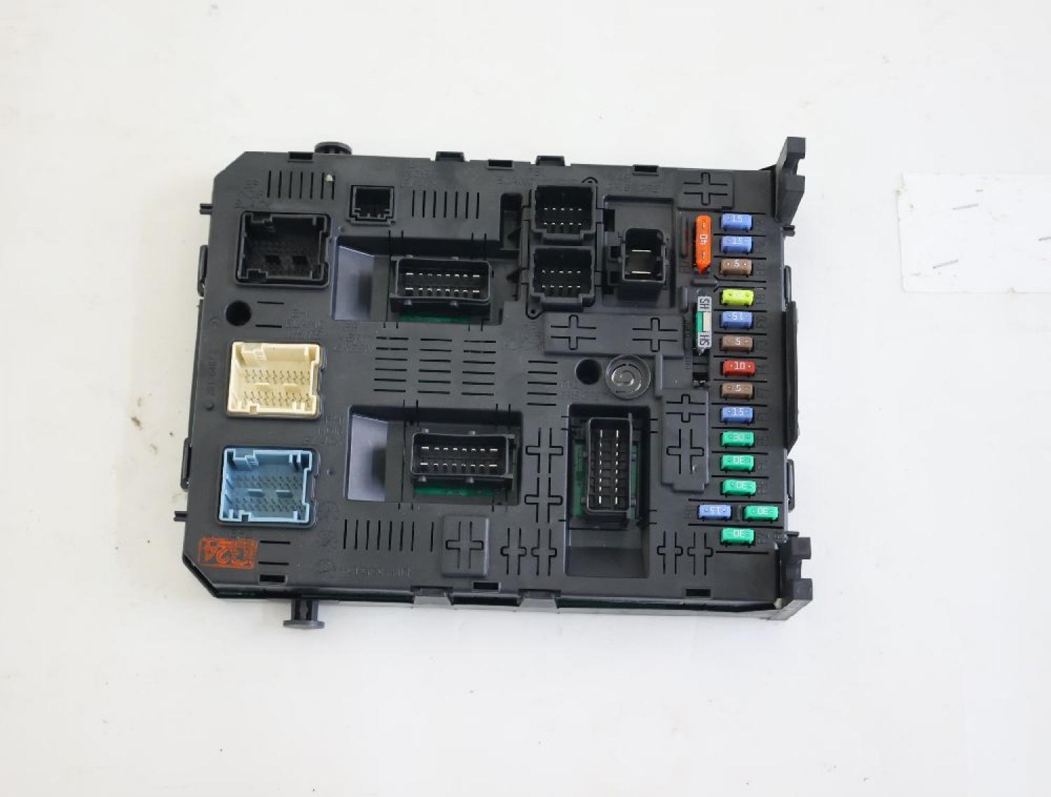 Sicherungskasten 9666895680 Citroen C5 Break RW