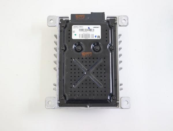 Radio-Verstärker-Einheit 28060CB00C Nissan MURANO 1 Z50