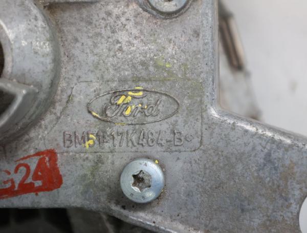 Scheibenwischermotor vorn BM5117K484B Ford FOCUS 3 Turnier