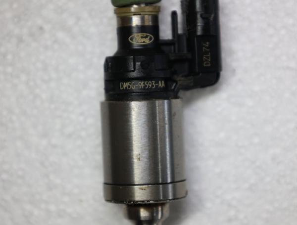 Einspritzventil DM5G9F593AA Ford FOCUS 3 Turnier