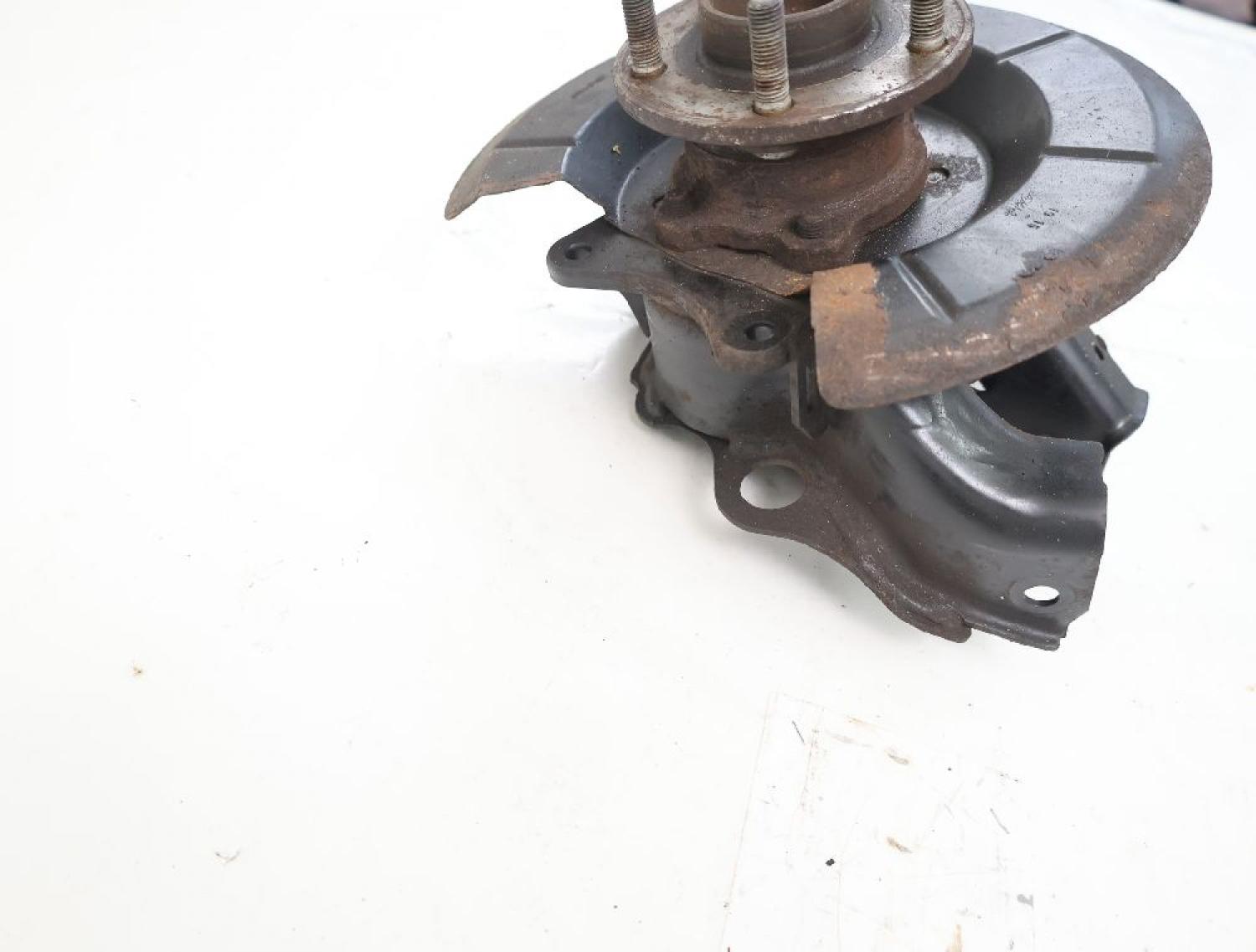 Achsschenkel hinten rechts 1785709 Ford FOCUS 3 Turnier