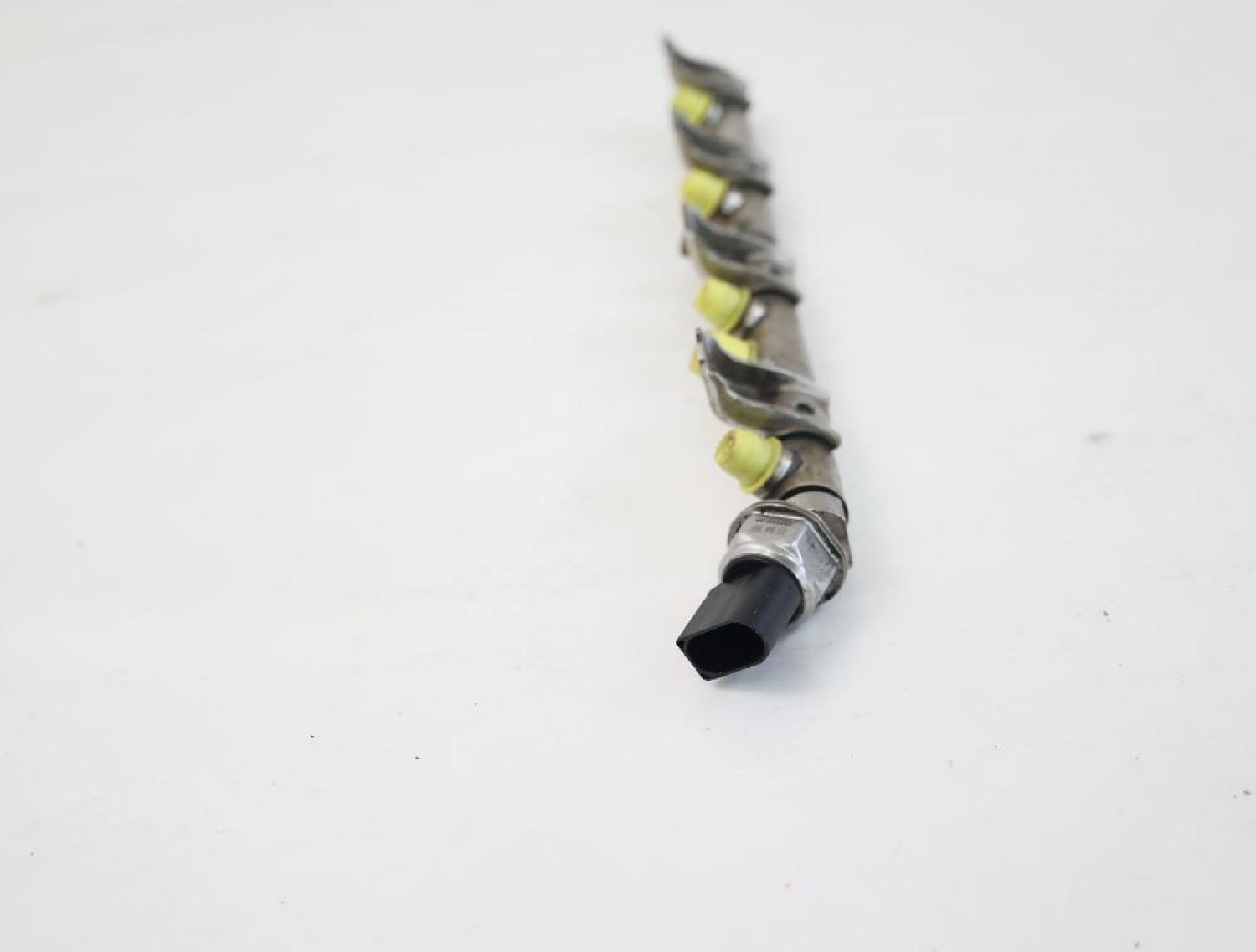 Diesel Verteilerrohr 13537547599 BMW X6 E71