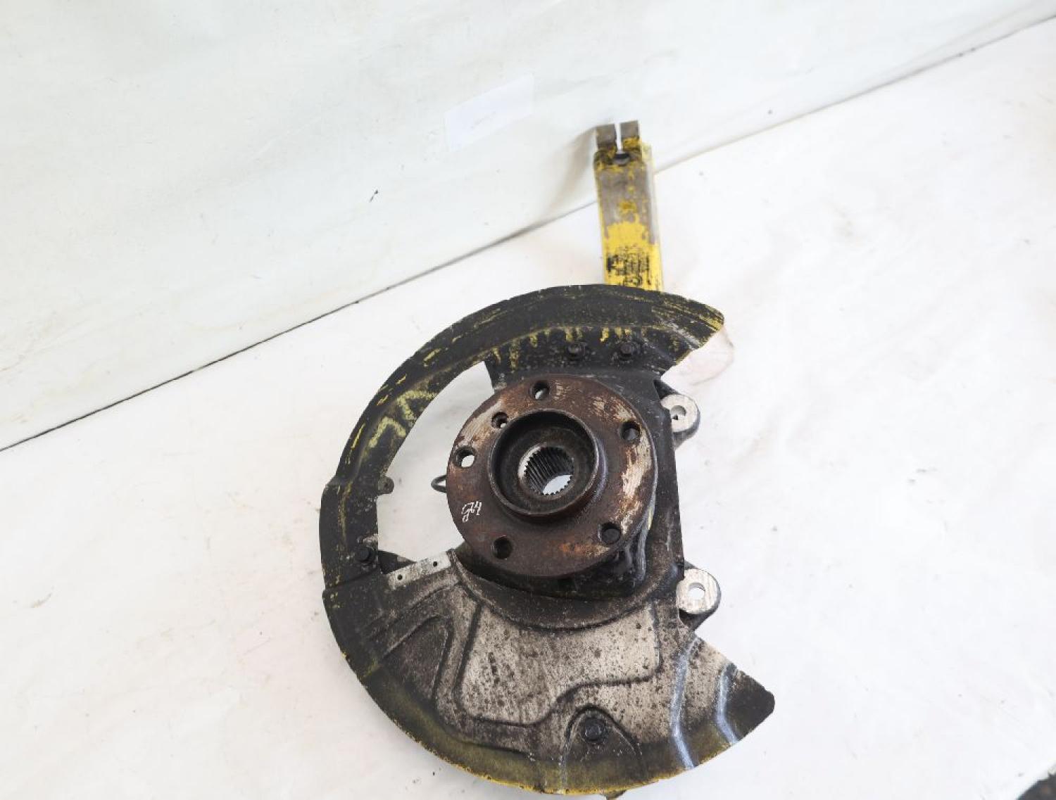 Achsschenkel vorn links 6869869 BMW X6 E71