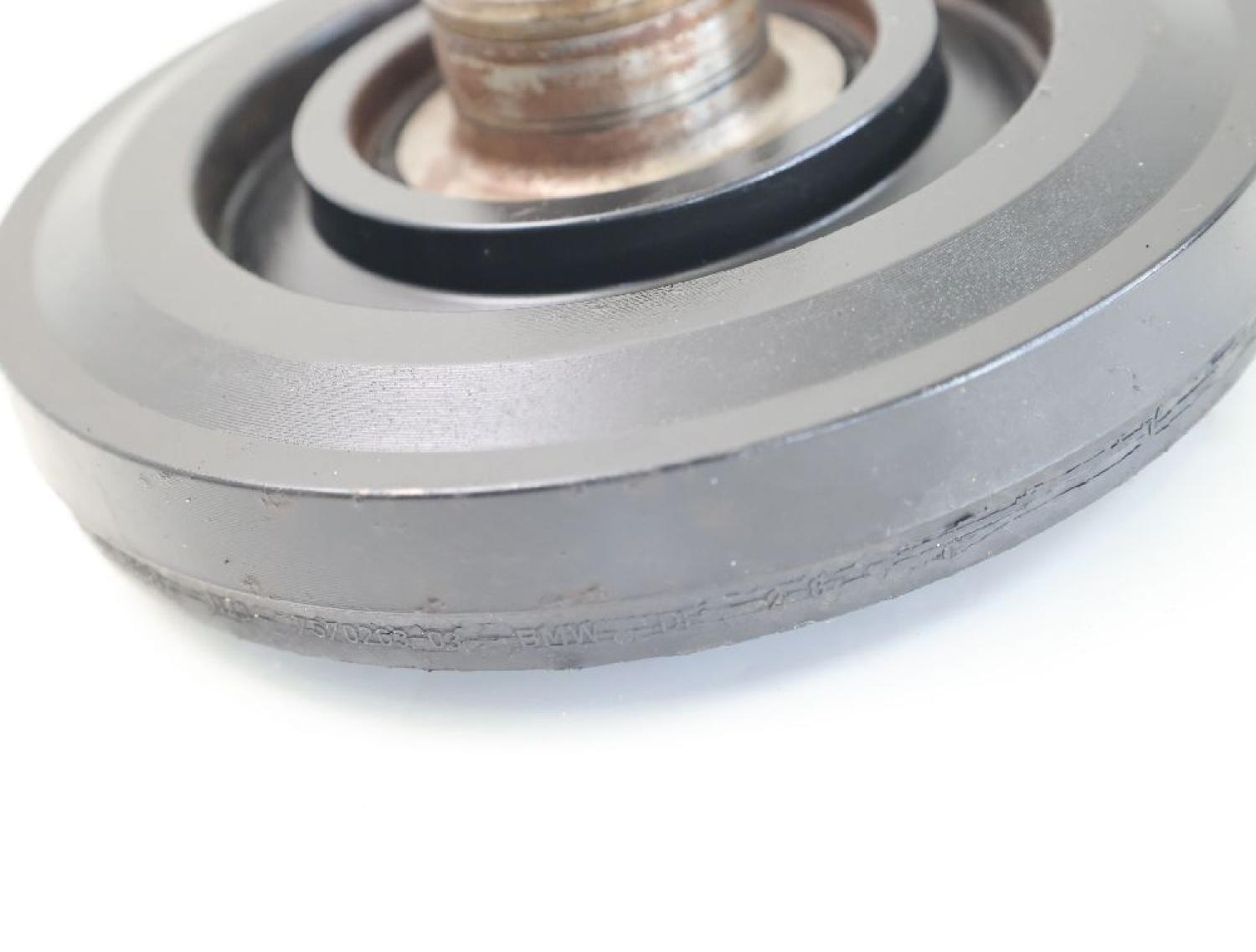 Riemenscheibe 7570263 BMW X6 E71