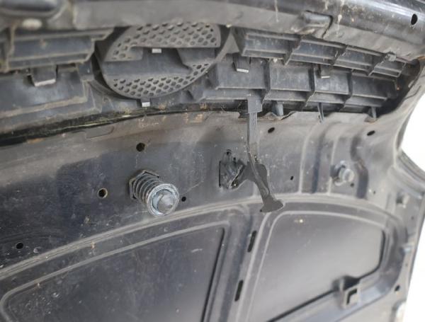 Motorhaube 93186909 Opel MERIVA A