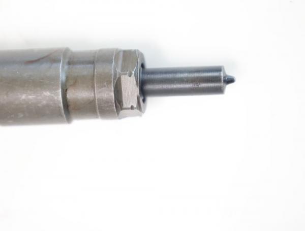 Einspritzduese (Diesel) Zylinder 3 8200389369 Suzuki GRAND VITARA 2