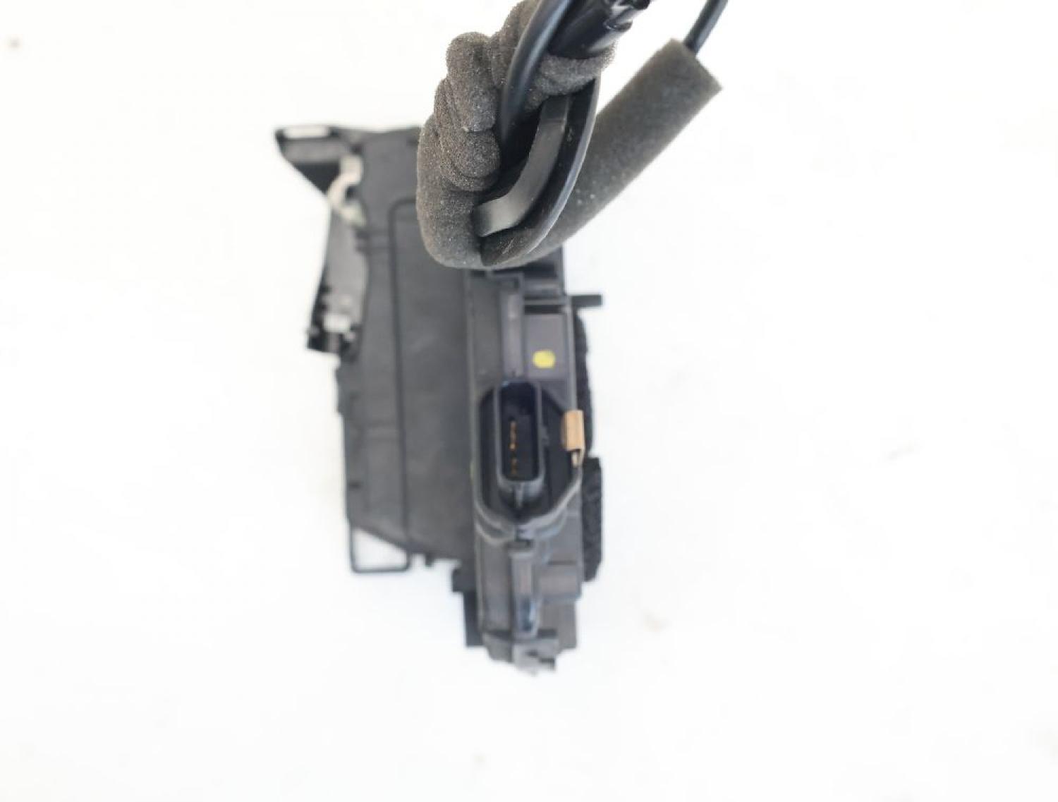 Türschloß hinten links 825033289R Renault TWINGO 3